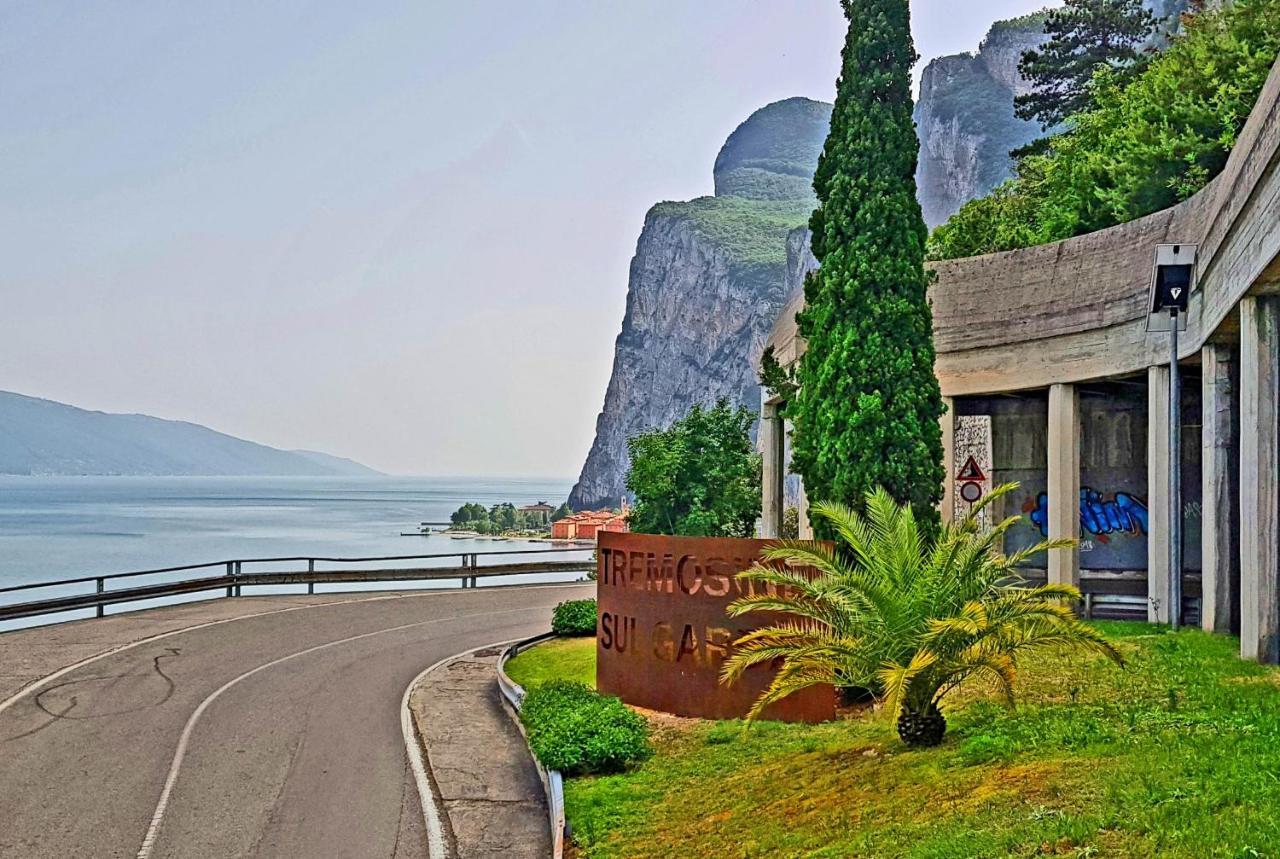 Вилла Casa Gina Garden And View By Gardadomusmea Tremosine Экстерьер фото